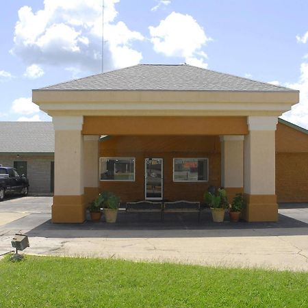 America'S Best Inn And Suites Emporia Esterno foto