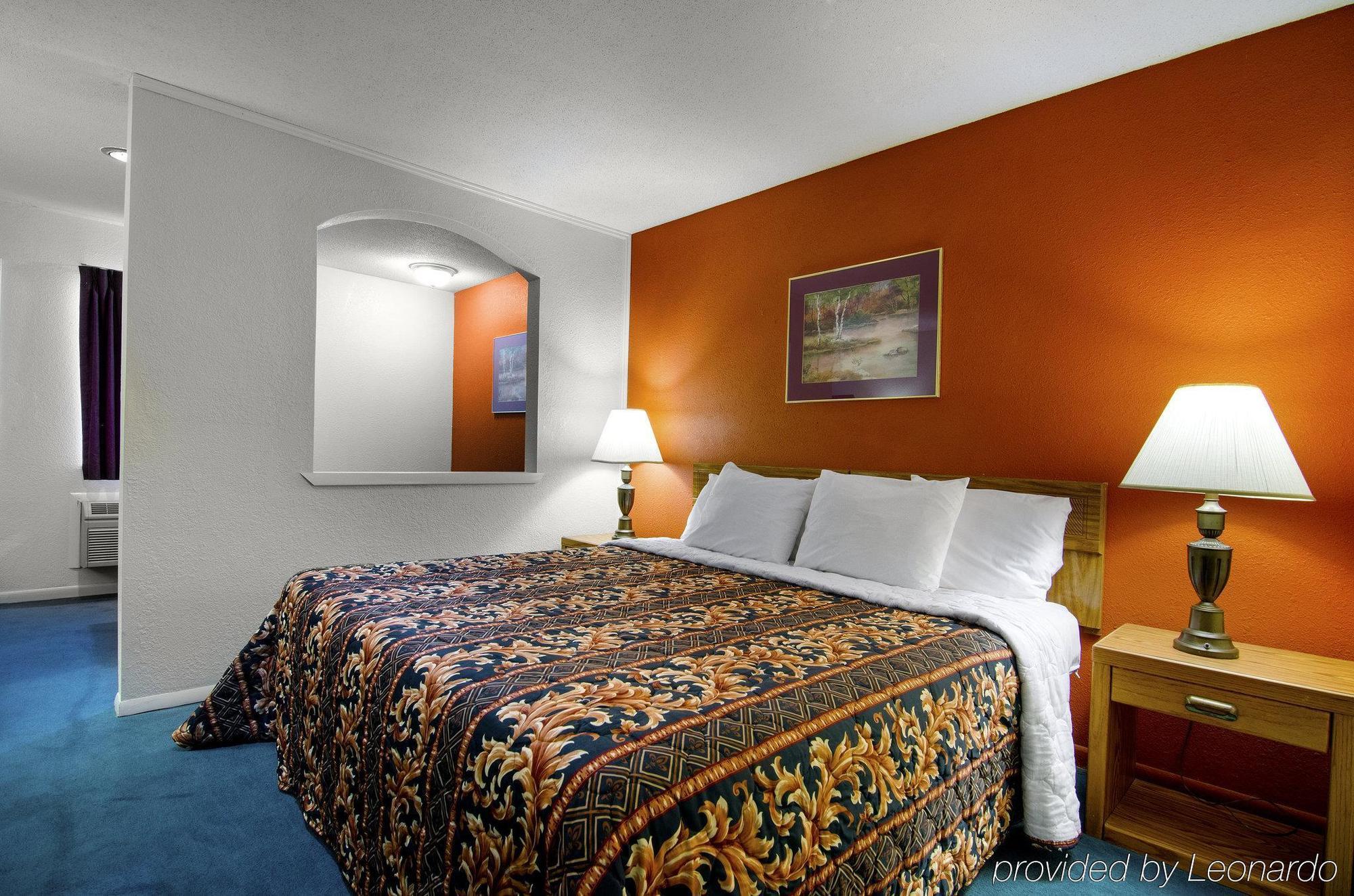America'S Best Inn And Suites Emporia Esterno foto