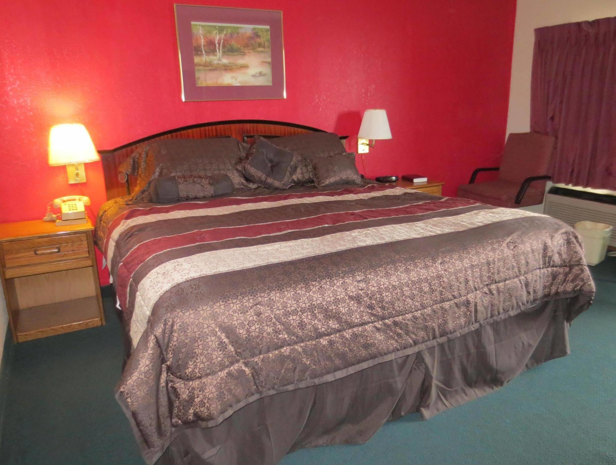 America'S Best Inn And Suites Emporia Esterno foto