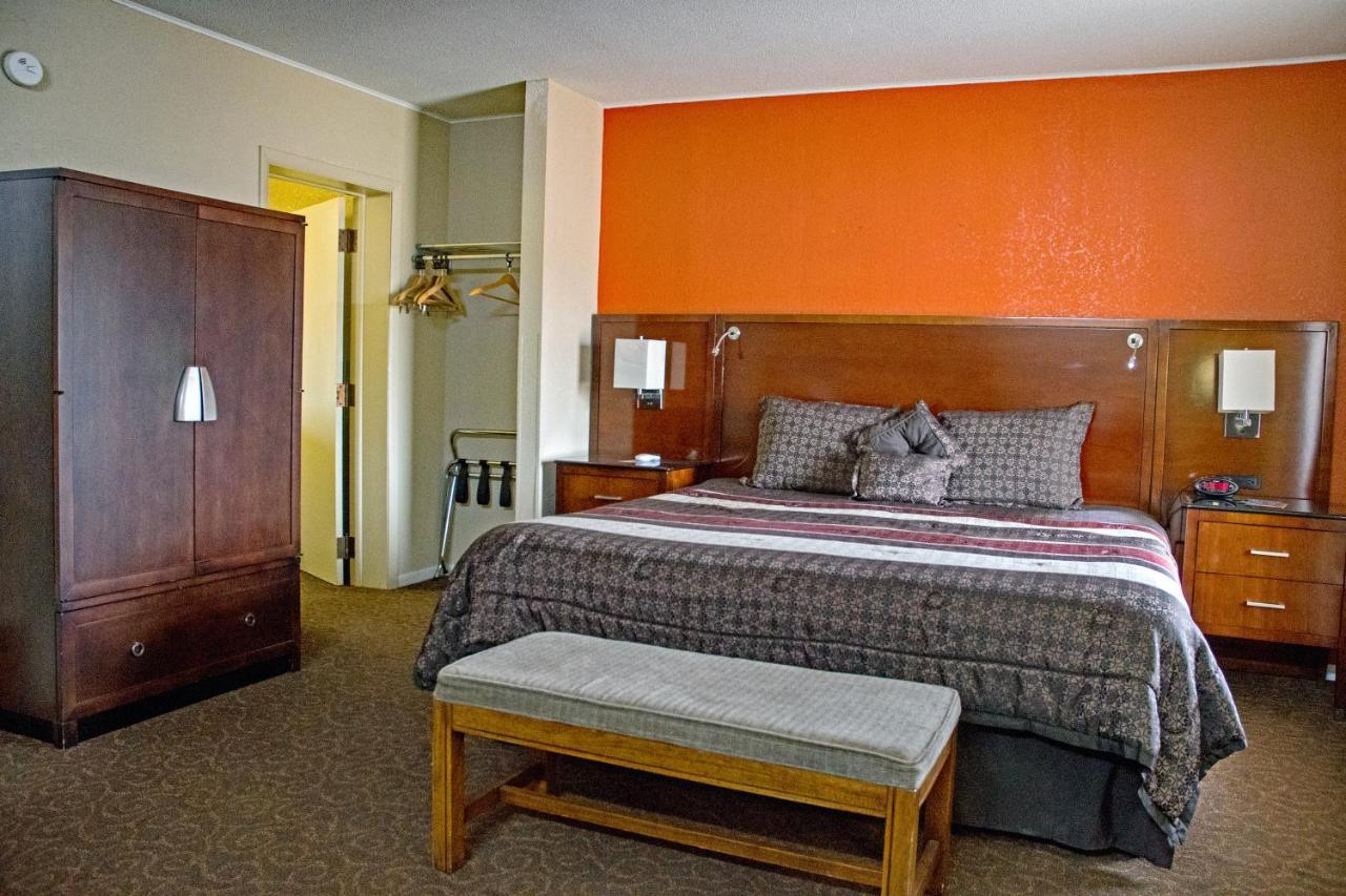 America'S Best Inn And Suites Emporia Esterno foto